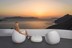 Athina Luxury Suites