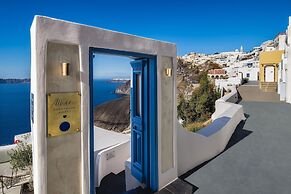 Athina Luxury Suites