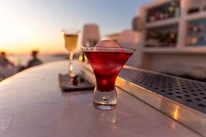 Athina Luxury Suites