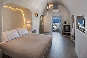 Athina Luxury Suites