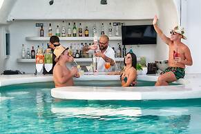 Athina Luxury Suites