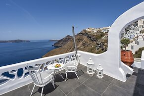 Athina Luxury Suites