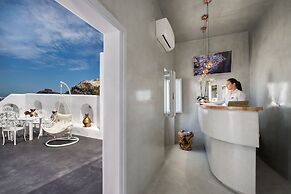 Athina Luxury Suites