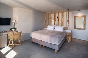 Athina Luxury Suites