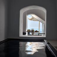 Nefeles Luxury Suites