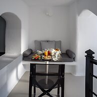 Nefeles Luxury Suites