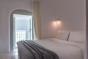 Nefeles Luxury Suites