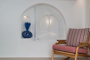 Nefeles Luxury Suites