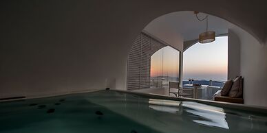 Nefeles Luxury Suites