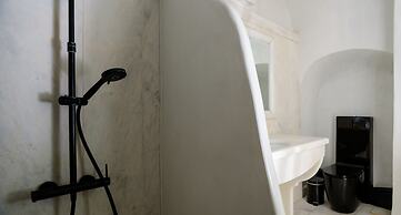 Nefeles Luxury Suites