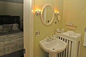 Benjamin F. Packard House