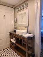 Benjamin F. Packard House