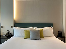 Warwick Le Crystal - Montréal