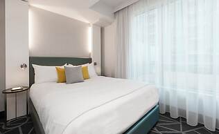 Warwick Le Crystal - Montréal