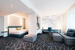 Warwick Le Crystal - Montréal