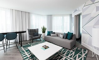 Warwick Le Crystal - Montréal