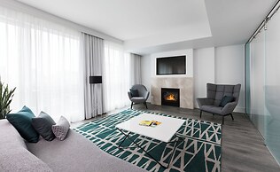 Warwick Le Crystal - Montréal