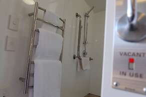 Castles Motel and Driftwood Motel