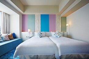 HOTEL UNIVERSAL PORT