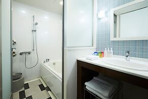 HOTEL UNIVERSAL PORT