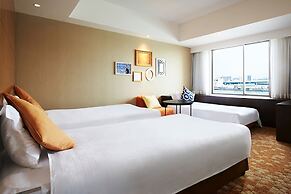 HOTEL UNIVERSAL PORT