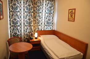 Hotel Mercedes Hamburg