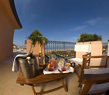 Arianna Hotel