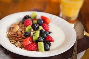 Lang House On Main Street