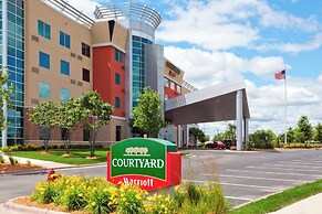 Courtyard by Marriott Minneapolis Maple Grove/Arbor Lakes