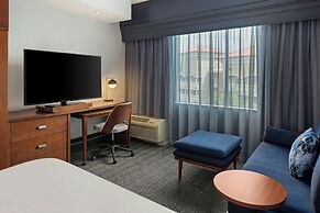 Courtyard by Marriott Minneapolis Maple Grove/Arbor Lakes