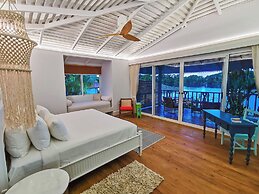 Tortuga Lodge