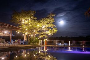 Tortuga Lodge