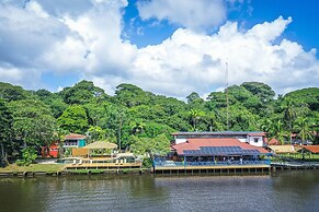 Tortuga Lodge