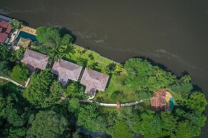 Tortuga Lodge