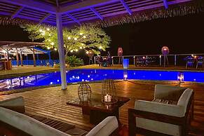Tortuga Lodge
