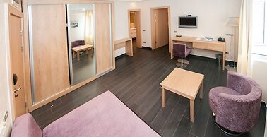 Astoria Hotel Budva - Montenegro