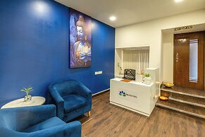 Hotel Kohinoor Continental, Airport