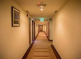 Saffron Boutique Hotel