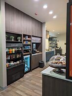 Hilton Garden Inn Ottawa Airport