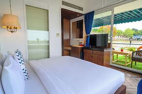 Polo Floatel Kolkata