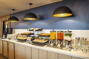 Holiday Inn Express Paris-Canal de la Villette by IHG