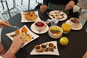 Holiday Inn Express Paris-Canal de la Villette by IHG