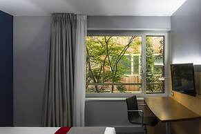 Holiday Inn Express Paris-Canal de la Villette by IHG