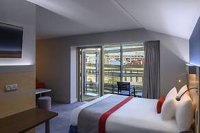 Holiday Inn Express Paris-Canal de la Villette by IHG