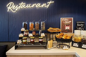 Holiday Inn Express Paris-Canal de la Villette by IHG