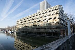 Holiday Inn Express Paris-Canal de la Villette by IHG