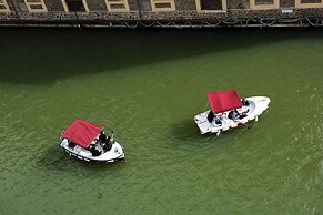 Holiday Inn Express Paris-Canal de la Villette by IHG