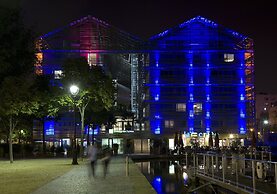 Holiday Inn Express Paris-Canal de la Villette by IHG