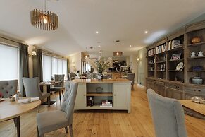 The Lovat, Loch Ness