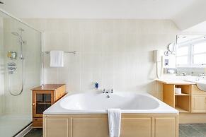 The Lovat, Loch Ness